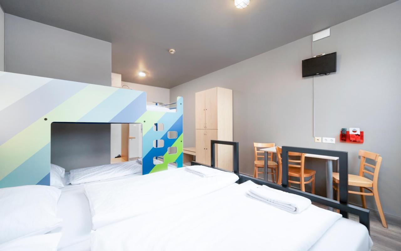 A&O Wien Stadthalle Ngoại thất bức ảnh