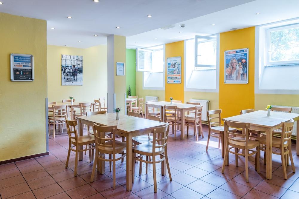 A&O Wien Stadthalle Ngoại thất bức ảnh